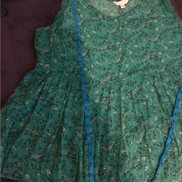 L C Lauren Conrad Green Feminine Sleeveless Women’s Tank Top - Picture 14 of 16